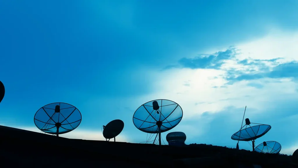 Telecom & Communications